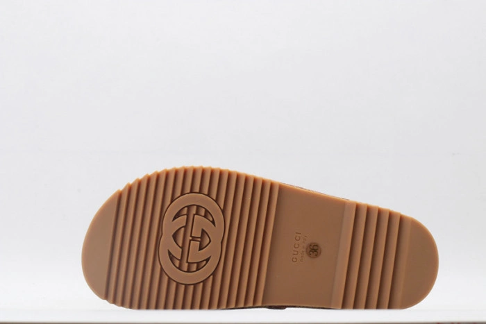 GUCC SANDALS