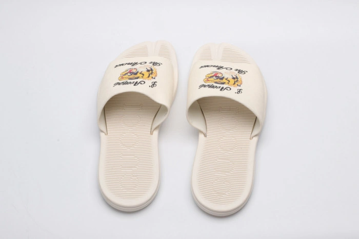 GUCC SANDALS