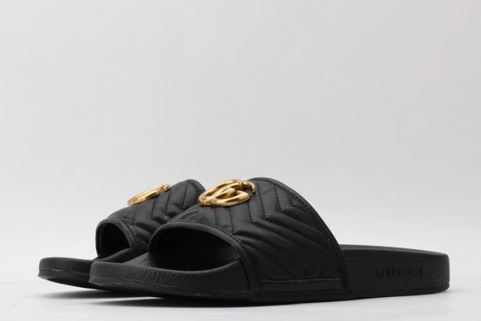GUCC SANDALS