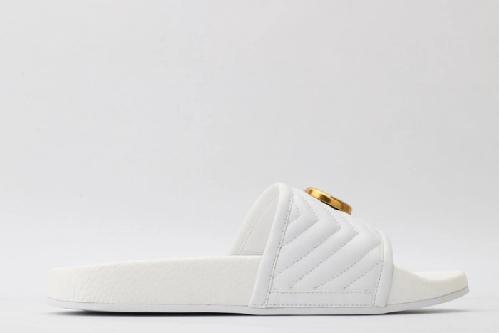 GUCC SANDALS