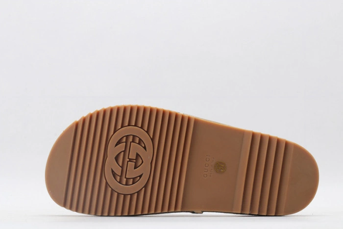 GUCC SANDALS