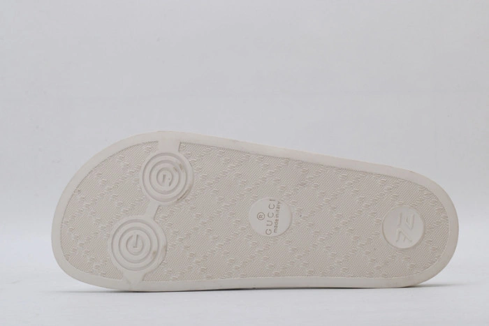 GUCC SANDALS