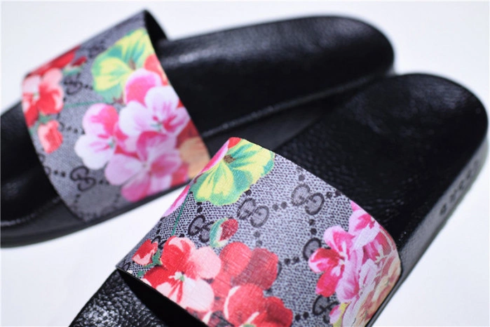 GUCC SANDALS