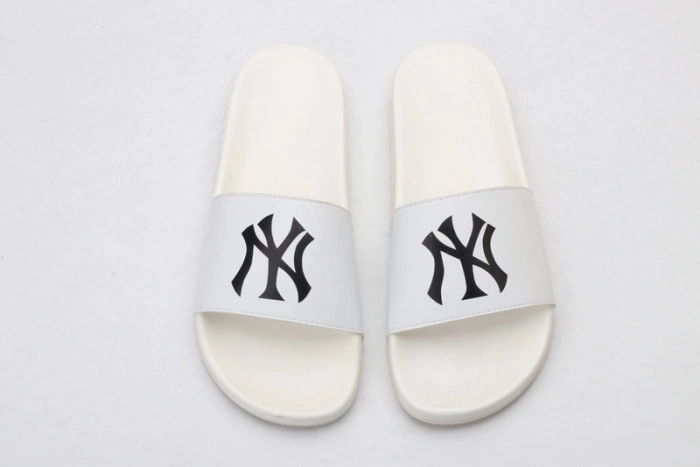 GUCC SANDALS
