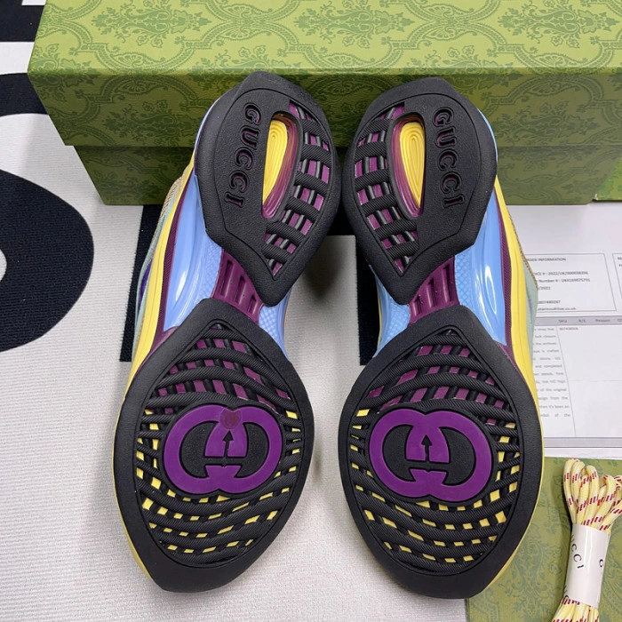 GUCCI Run Sneaker