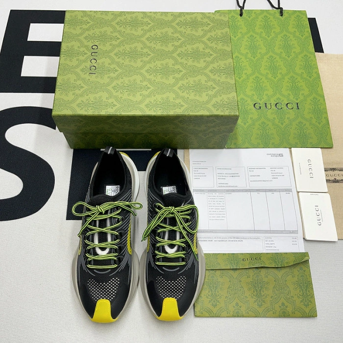 GUCCI Run Sneaker