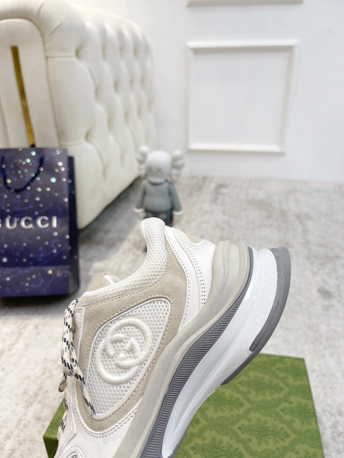 GUCCI Run Sneaker