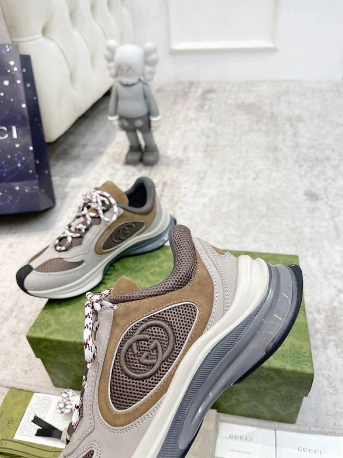 GUCCI Run Sneaker
