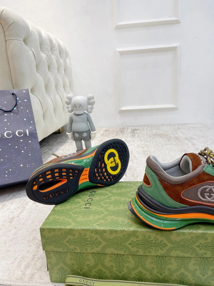 GUCCI Run Sneaker