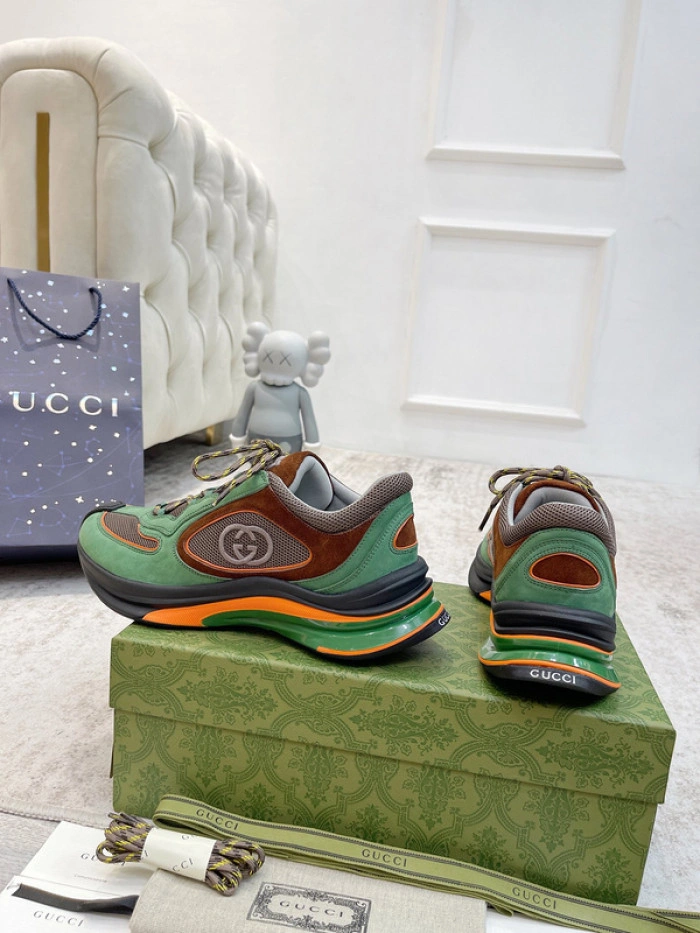 GUCCI Run Sneaker