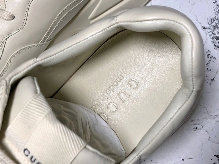 GUCCI TRAINER SNEAKER 500878 DRW00 9522