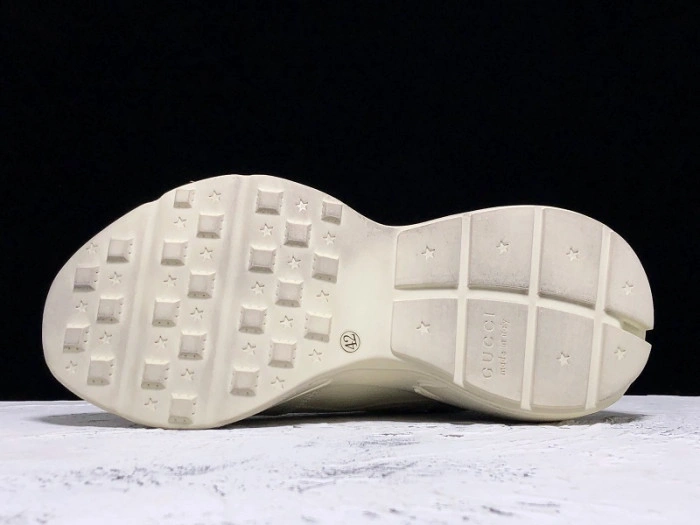 GUCCI TRAINER SNEAKER 550046 A9L00 9522