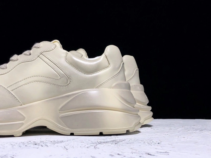 GUCCI TRAINER SNEAKER 550046 A9L00 9522