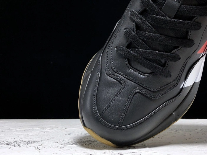 GUCCI TRAINER SNEAKER ‎‎‎523535 DRW00 1000