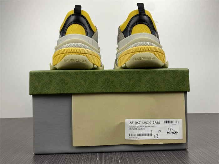 GUCCI*BALENCIAGA