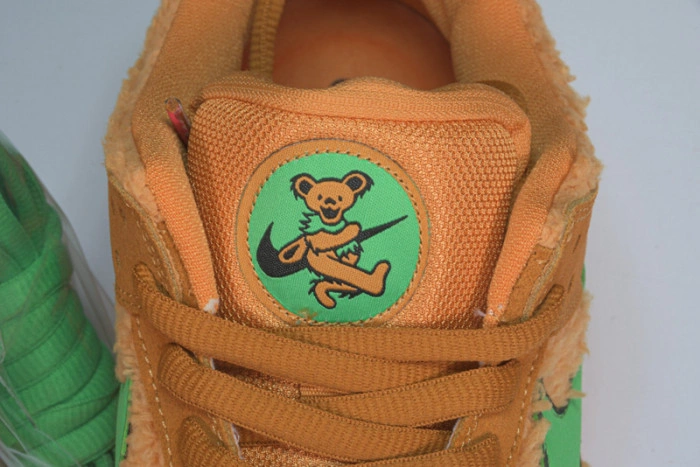 Grateful Dead Nike SB Dunk Low Orange Bear CJ5378-800