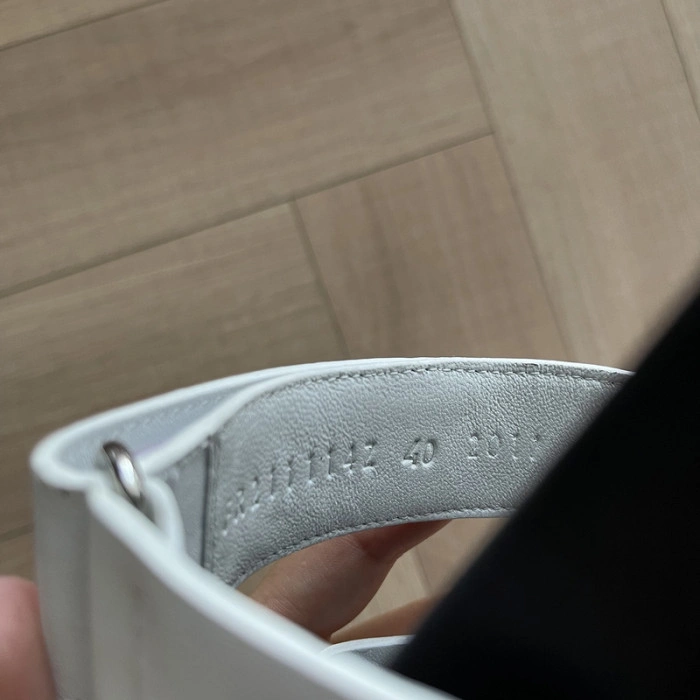HER*MES SLIDES