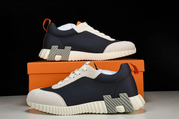 HER*MES Sneaker