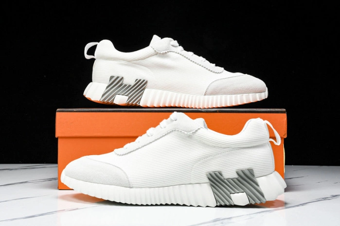 HER*MES Sneaker