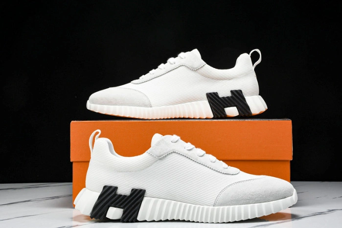 HER*MES Sneaker