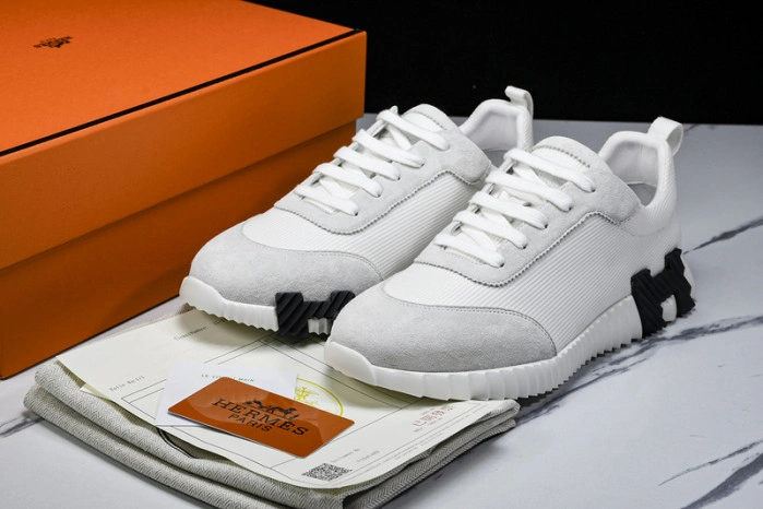 HER*MES Sneaker