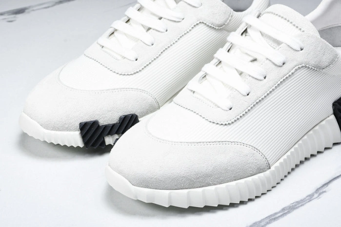 HER*MES Sneaker