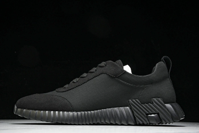 HER*MES Sneaker