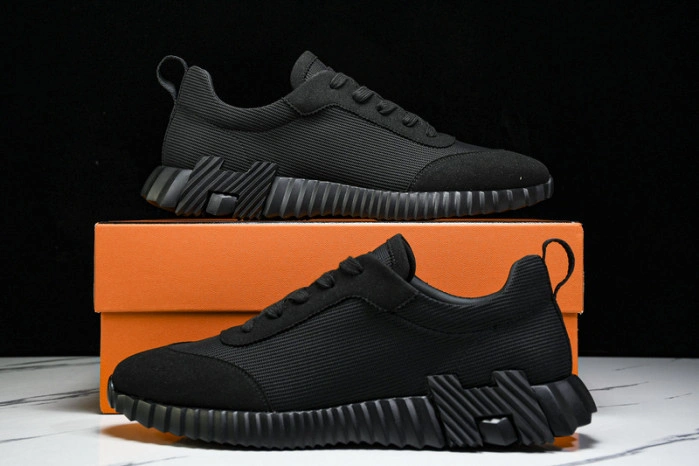 HER*MES Sneaker