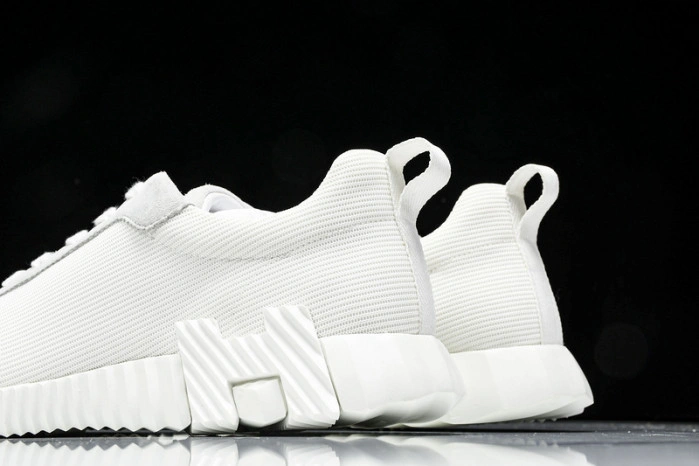 HER*MES Sneaker