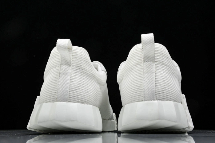 HER*MES Sneaker