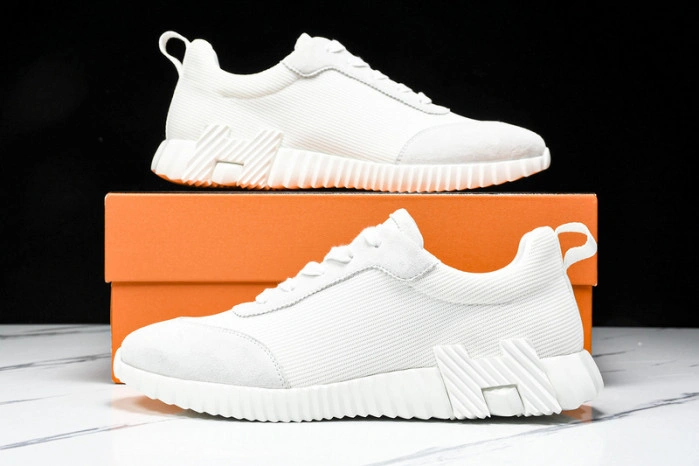 HER*MES Sneaker