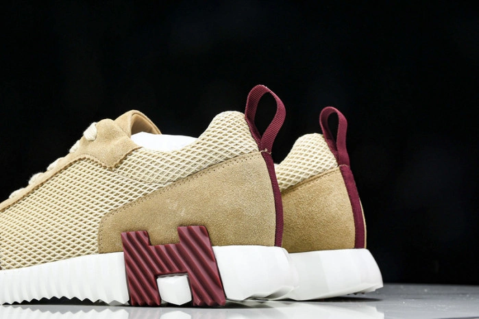 HER*MES Sneaker