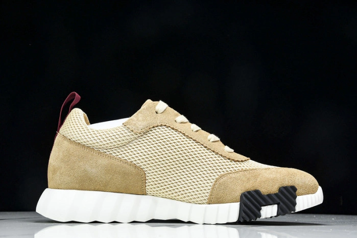 HER*MES Sneaker