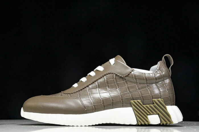 HER*MES Sneaker