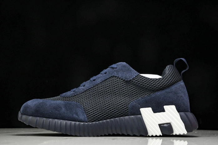HER*MES Sneaker