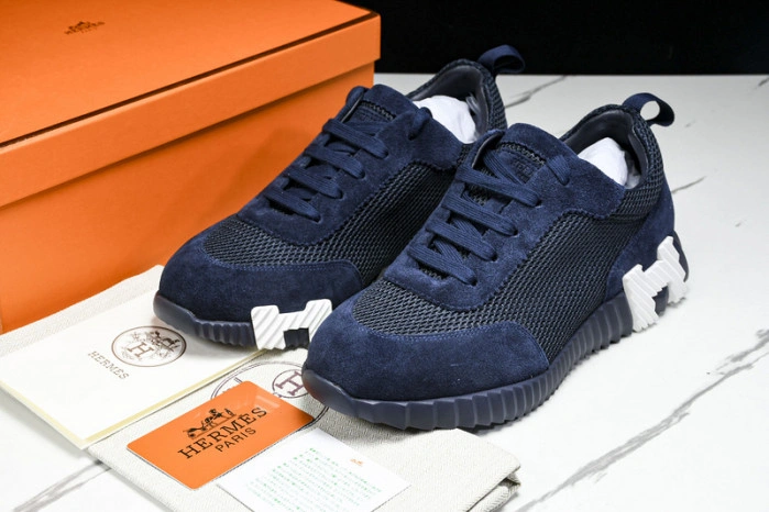 HER*MES Sneaker