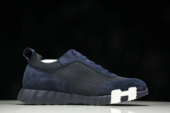 HER*MES Sneaker