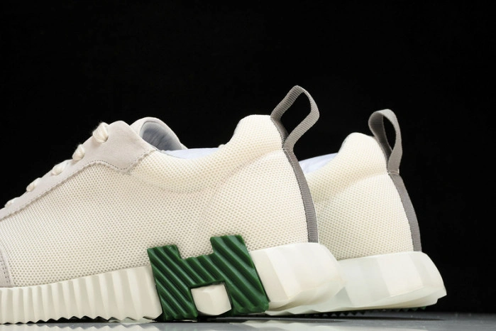 HER*MES Sneaker