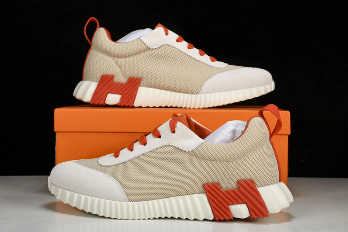 HER*MES Sneaker