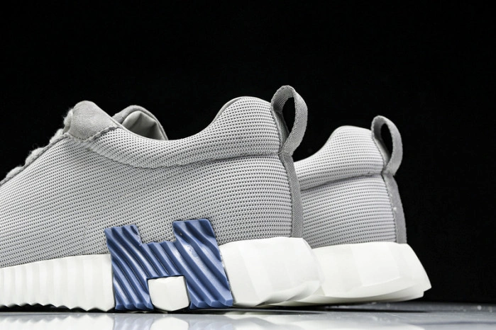 HER*MES Sneaker