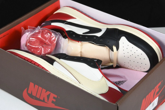 JORDAN 1 RETRO LOW OG SP TRAVIS SCOTT   DM7866--140