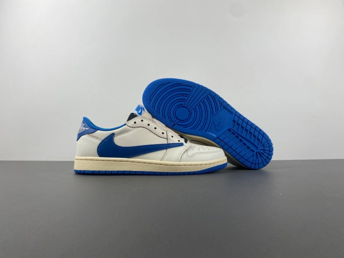 JORDAN 1 RETRO LOW OG SP TRAVIS SCOTT   DM7866-104