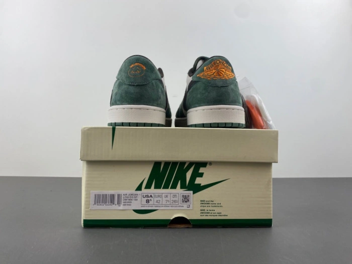 JORDAN 1 RETRO LOW OG SP TRAVIS SCOTT   DW7866-199