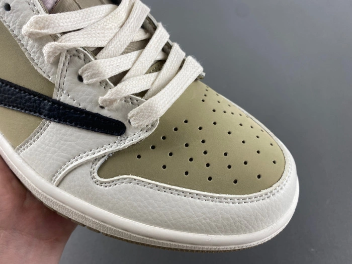 JORDAN 1 RETRO LOW OG SP TRAVIS SCOTT   DZ137-701