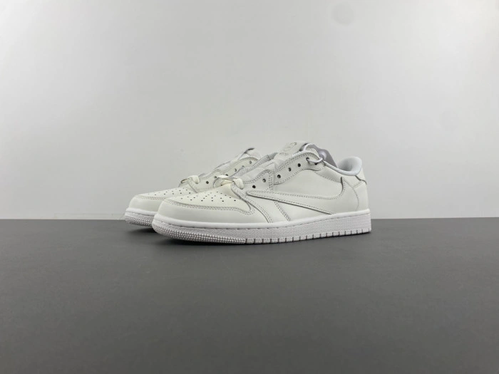 JORDAN 1 RETRO LOW OG SP TRAVIS SCOTT   OG1228-111