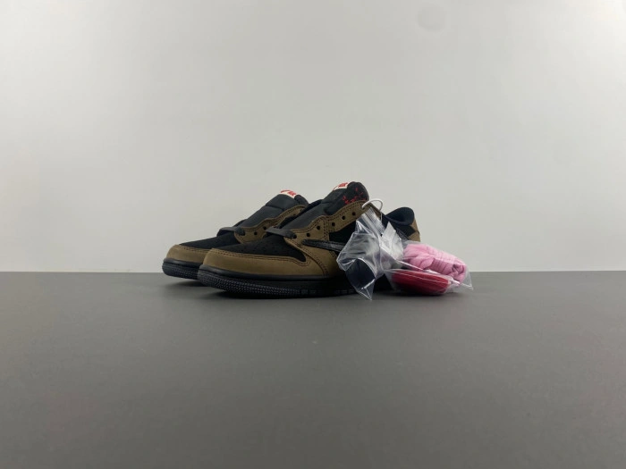 JORDAN 1 RETRO LOW OG SP TRAVIS SCOTT Brown  DM7866-2002
