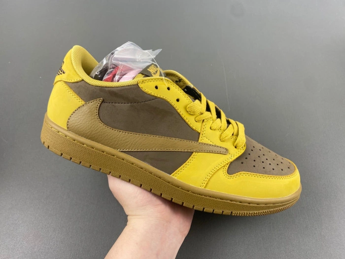 JORDAN 1 RETRO LOW OG SP TRAVIS SCOTT DM7866-665