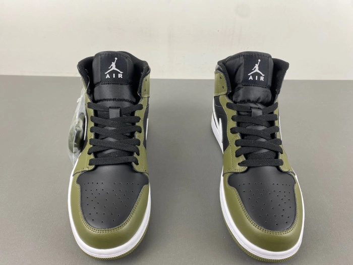 JORDAN 1 mid  BQ8426-092