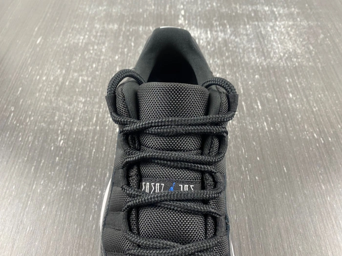 JORDAN 11 RETRO LOW Space Jam  FV5104-004