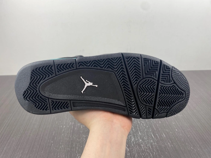 JORDAN 4 RETRO "Tiffany"   BQ7669-132